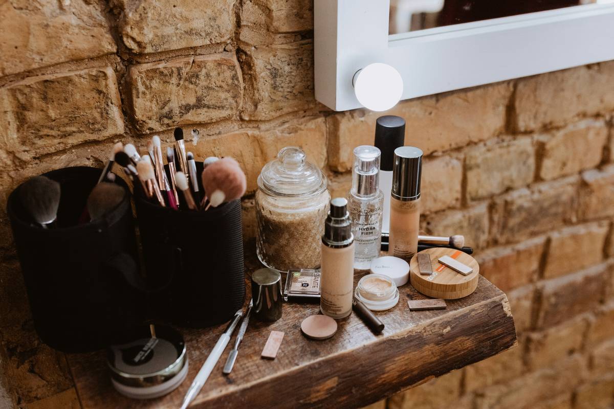 Cosmetic Organization Shelf: 7 Proven Tips to Avoid Costly Makeup Chaos